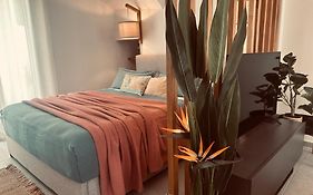 Tzane Luxury Suites